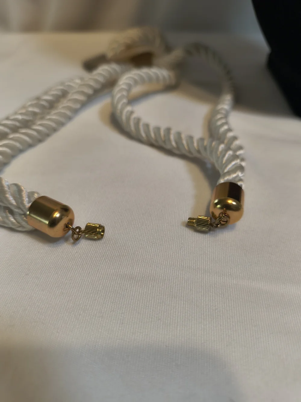 Mother-of-Pearl Pendant Necklace with Ivory Rope - Picture 6 of 7
